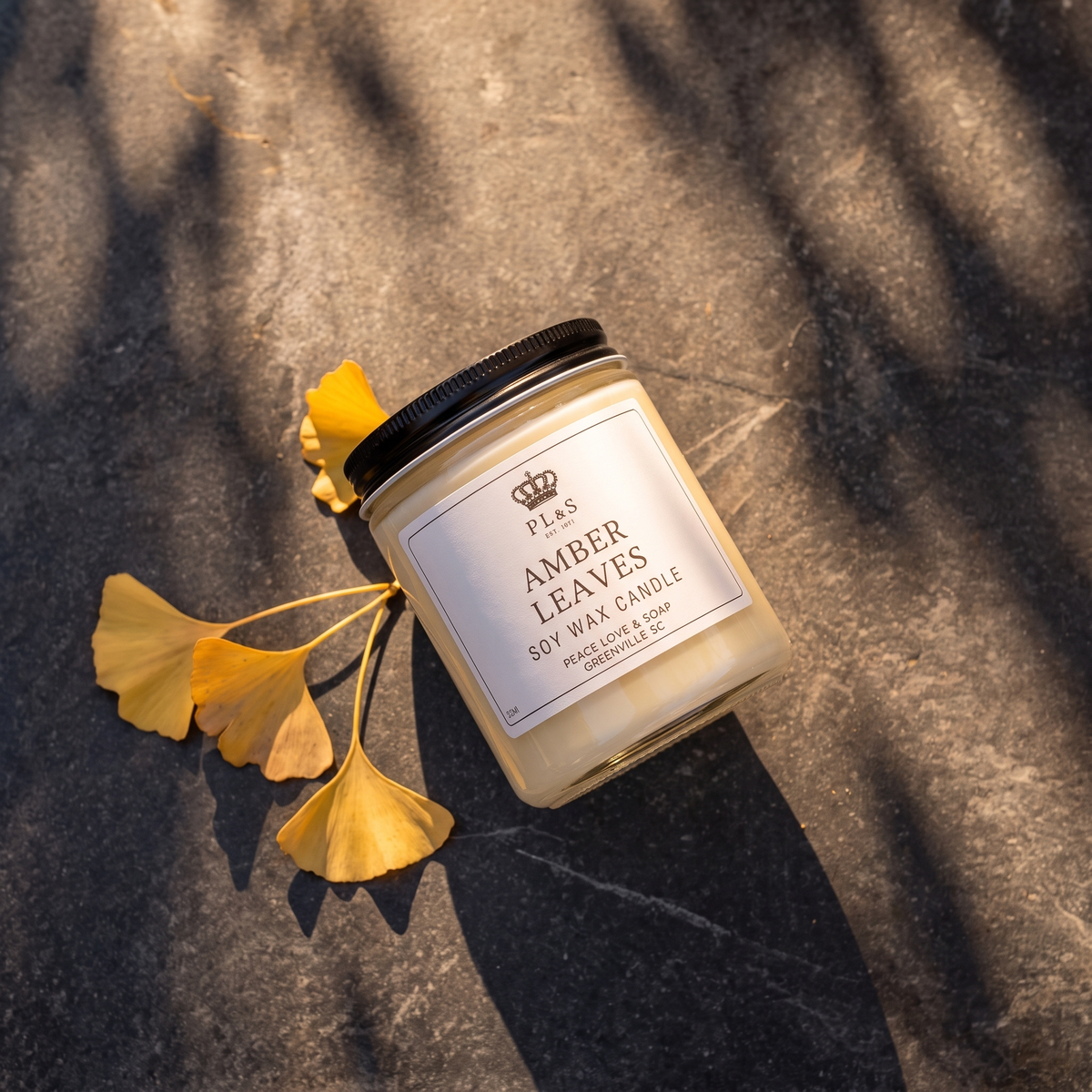 AMBER LEAVES 9 OZ SOY CANDLE