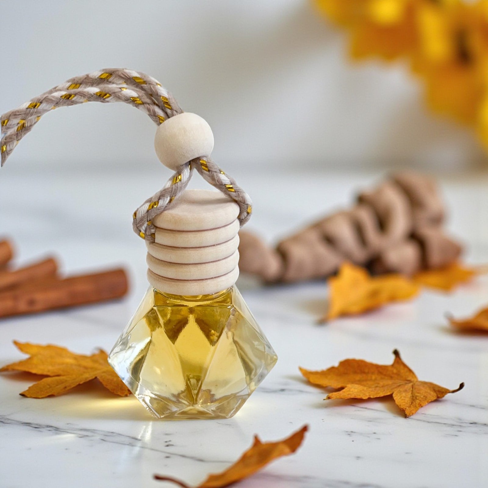 AMBER LEAVES - Car Diffuser